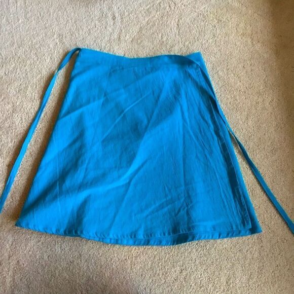 Vintage Floral Embroidered Wrap Blue Skirt - Picture 4 of 9